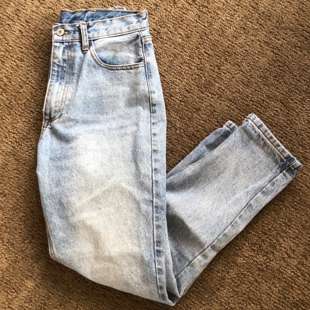 BRANDY MELVILLE J. Galt, Mom Jeans